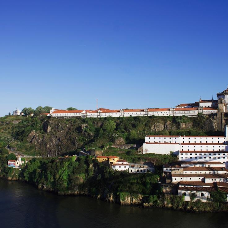 Outdoor terrace seating suitable for families in Seattle